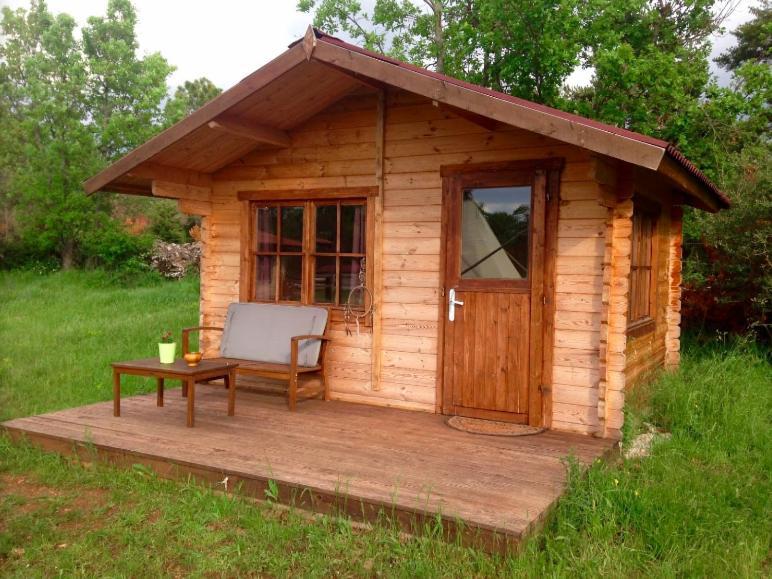 Ranch Du Puits De Riquier Hotell Moissac-Bellevue Exteriör bild